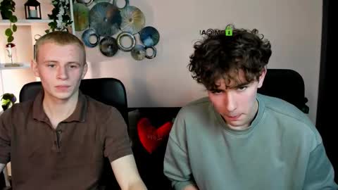 kevin_nix_ online show from March 14, 10:21 am