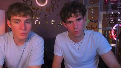kevin_nix_ online show from June 9, 7:03 pm