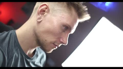 Kev online show from December 3, 7:33 pm