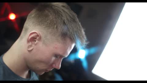 Kev online show from December 6, 7:12 pm