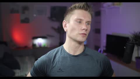 Kev online show from December 24, 7:00 pm