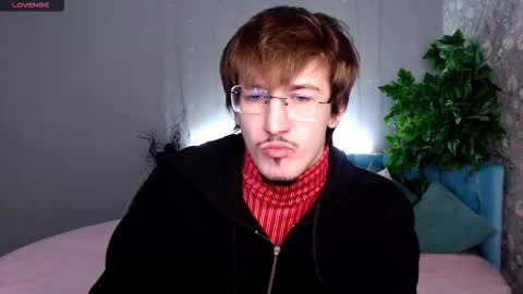 Kevin online show from November 24, 11:04 pm