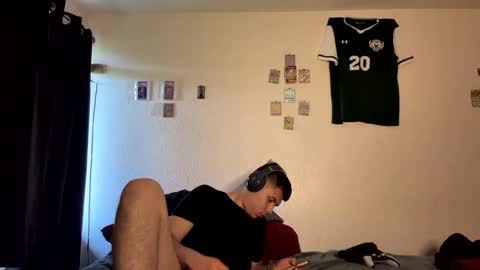 Snapshot of kevinderon1 chatting on May 25, 11:55 pm kevinderon1 online show from May 25, 11:55 pm