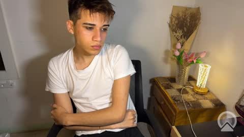 kevonly online show from April 23, 9:52 am