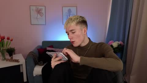 Kevin online show from March 6, 9:28 am