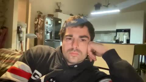 kevinpillobello online show from February 2, 5:11 pm