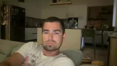 Snapshot of kevinpillobello chatting on May 28, 6:49 pm kevinpillobello online show from May 28, 6:49 pm