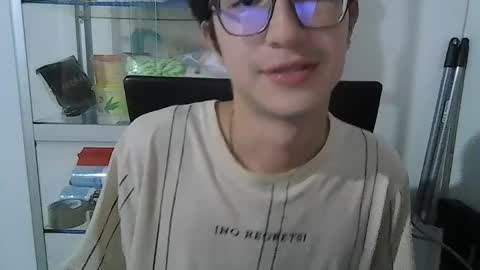 Snapshot of kevintdx chatting on September 18, 2:57 am kevintdx online show from September 18, 2:57 am