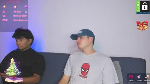 Snapshot of kevinxlvx chatting on November 24, 11:04 pm kevin and ottis online show from November 24, 11:04 pm