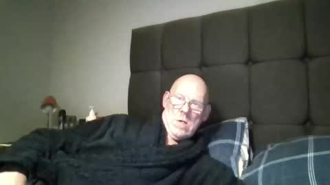 Snapshot of kevlooking4sez chatting on February 5, 1:54 am kevlooking4sez online show from February 5, 1:54 am