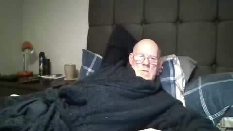 Snapshot of kevlooking4sez chatting on February 27, 1:49 am kevlooking4sez online show from February 27, 1:49 am