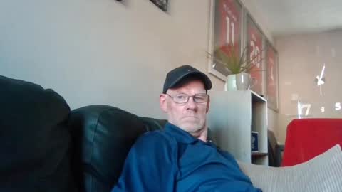Snapshot of kevlooking4sez chatting on July 12, 5:04 pm kevlooking4sez online show from July 12, 5:04 pm