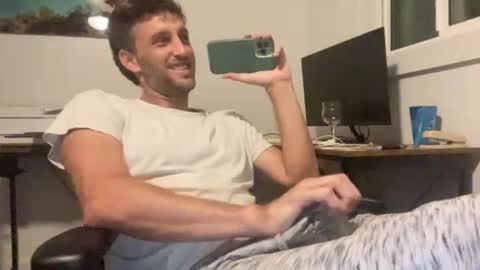 Snapshot of kevs363 chatting on December 8, 6:22 am kevs363 online show from December 8, 6:22 am