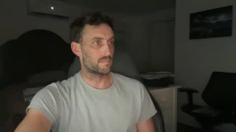 Snapshot of kevs363 chatting on February 14, 3:11 am kevs363 online show from February 14, 3:11 am