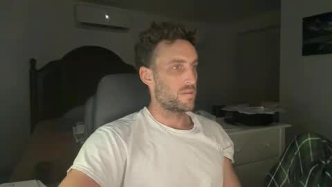 Snapshot of kevs363 chatting on February 27, 2:10 am kevs363 online show from February 27, 2:10 am