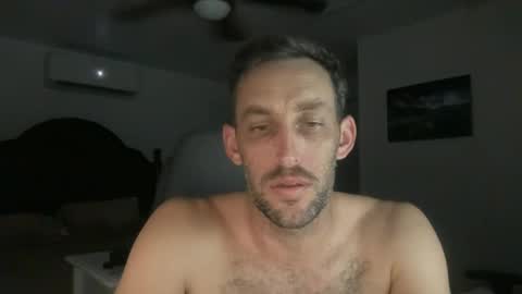 Snapshot of kevs363 chatting on March 12, 1:36 am kevs363 online show from March 12, 1:36 am