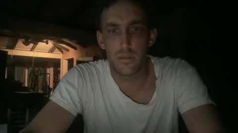 Snapshot of kevs363 chatting on December 17, 1:22 am kevs363 online show from December 17, 1:22 am