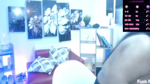 Snapshot of keylathomson chatting on February 24, 9:53 am Keyla online show from February 24, 9:53 am