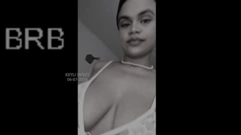 Snapshot of keyli_sweet chatting on July 6, 12:46 pm Keyla online show from July 6, 12:46 pm