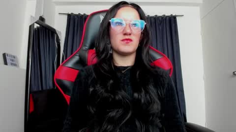 Keyth  online show from February 16, 7:10 pm