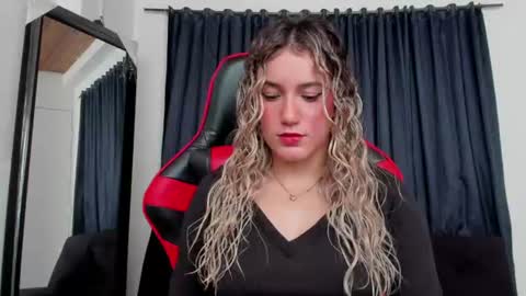 Snapshot of keyth_clement chatting on June 16, 8:22 pm Keyth online show from June 16, 8:22 pm