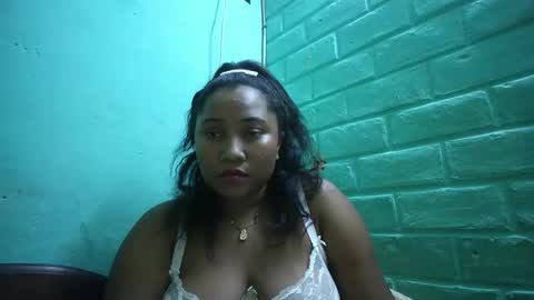 Snapshot of kezia0910 chatting on April 28, 5:18 pm kezia0910 online show from April 28, 5:18 pm