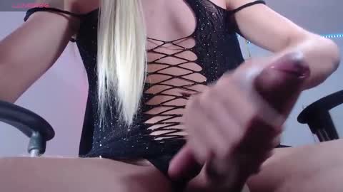 Snapshot of khalany_hadid chatting on February 6, 5:25 am kahalany online show from February 6, 5:25 am