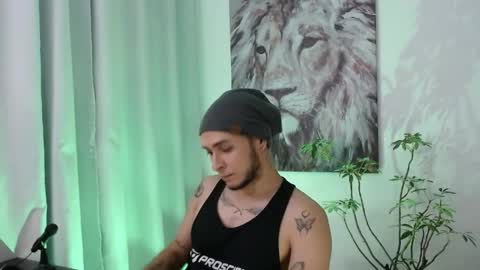 KhalicaN online show from May 26, 2:40 am