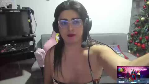 Snapshot of khalifa_gold chatting on November 26, 5:08 am Khalifa Kasumi online show from November 26, 5:08 am