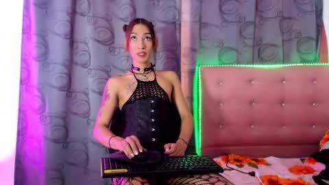 Khandyz online show from March 7, 8:17 pm