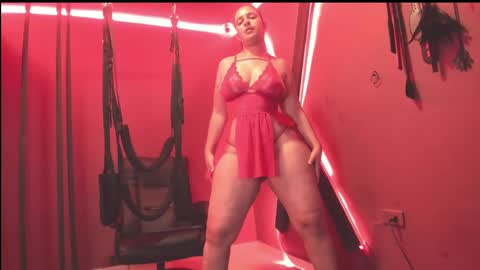 Snapshot of khaterine_hot_1 chatting on February 12, 10:15 pm Kathe Hot online show from February 12, 10:15 pm