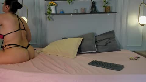 Snapshot of khaterine_hot_1 chatting on September 16, 7:15 pm Kathe Hot online show from September 16, 7:15 pm