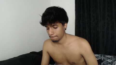 khevinlopezonig online show from October 25, 1:57 am