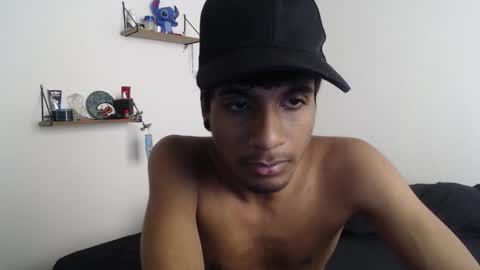 khevinlopezonig online show from November 21, 9:57 pm