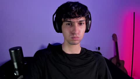 khozler_ online show from January 12, 6:06 am