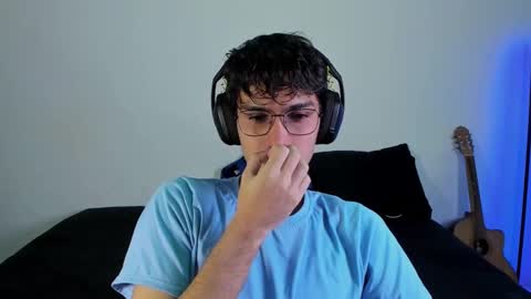 khozler_ online show from February 16, 2:53 am