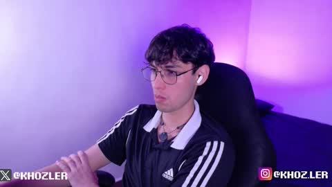 khozler_ online show from January 15, 12:04 am