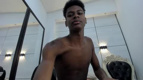 Snapshot of khris__evans chatting on March 24, 11:04 am Kris Evans online show from March 24, 11:04 am