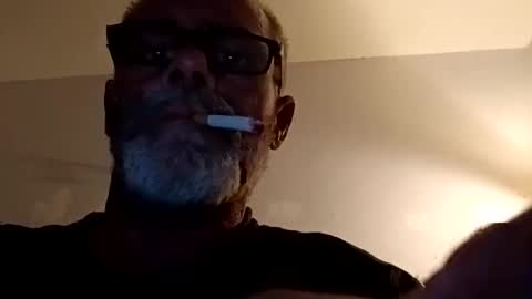 khrisdm48 online show from March 17, 8:06 am