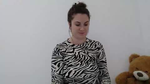 Sarah online show from February 20, 6:52 pm