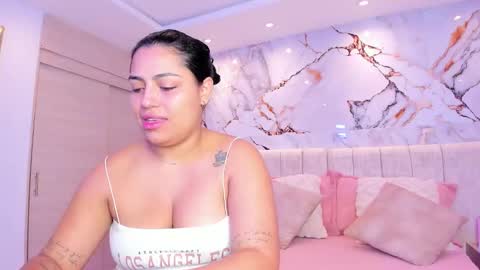    N         M online show from December 1, 3:06 pm