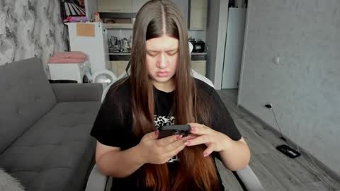 kianna_dior_ online show from December 5, 9:29 am