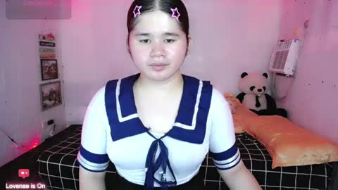 Your SweetGirl Ts online show from May 29, 3:04 am