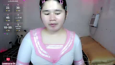 Your SweetGirl Ts online show from June 6, 4:06 am