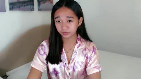 i love bella online show from October 7, 6:38 pm