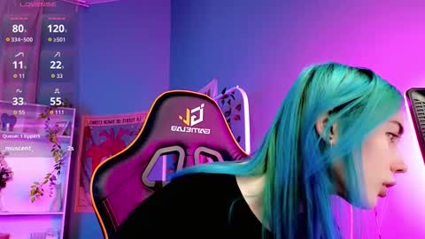 Snapshot of kiara_dream chatting on September 15, 8:42 pm Kira online show from September 15, 8:42 pm