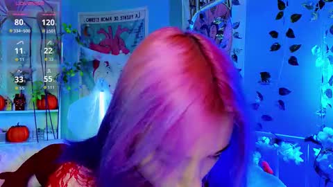 Snapshot of kiara_dream chatting on October 29, 8:54 pm Kira online show from October 29, 8:54 pm