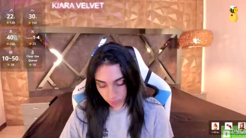 kiara_velvet__ online show from April 28, 5:34 am