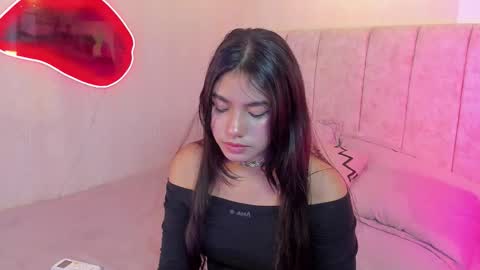 Kiara online show from March 6, 1:29 pm