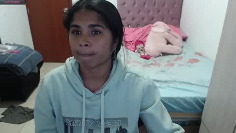 Kiara online show from October 25, 3:03 am